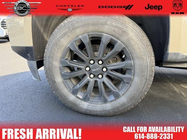 Photo of 2022 Desert Sand Metallic GMC Canyon