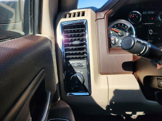 Photo of 2018 Pearl White RAM 3500