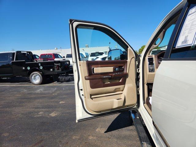 Photo of 2018 Pearl White RAM 3500