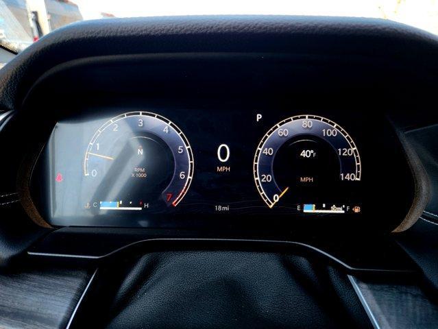 Photo of 2025 Metallic Jeep Grand Cherokee L