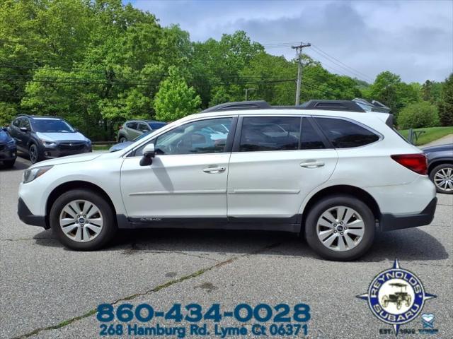 Photo of 2019 Crystal White Pearl Black Subaru Outback