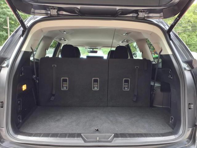 Photo of 2022 Magnetite Gray Metallic Subaru Ascent