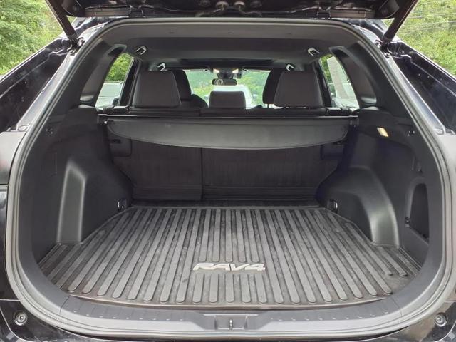 Photo of 2022 Midnight Black Metallic Toyota RAV4 Hybrid