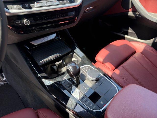 Photo of 2022 Gray Metallic BMW X3