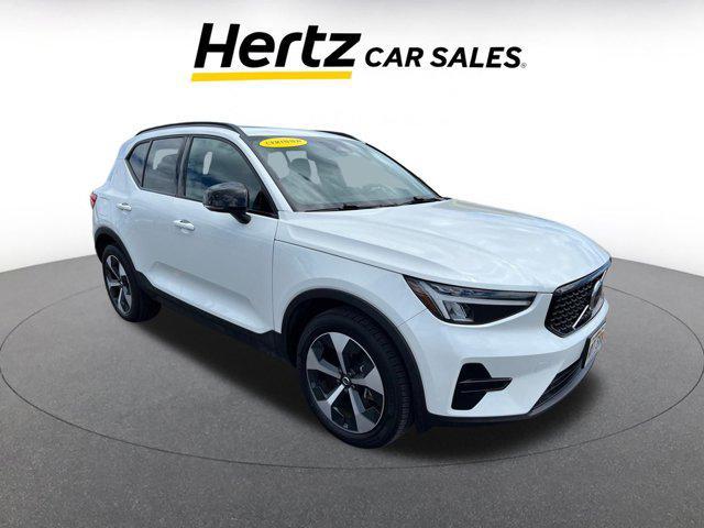 2024 Volvo XC40