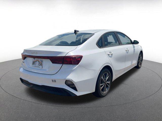 Photo of 2023 Snow White Pearl Kia Forte