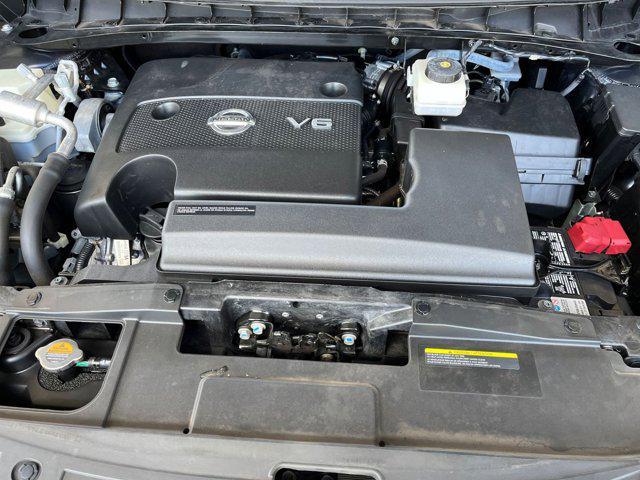 Photo of 2023 Deep Ocean Blue Pearl Nissan Murano