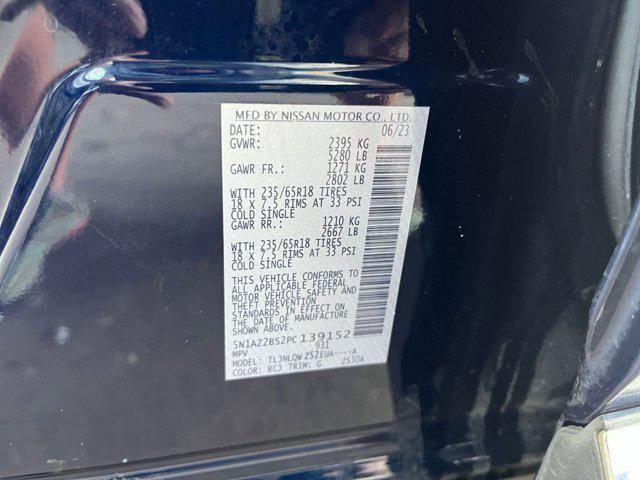 Photo of 2023 Deep Ocean Blue Pearl Nissan Murano