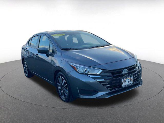Photo of 2023 Gun Metallic Nissan Versa