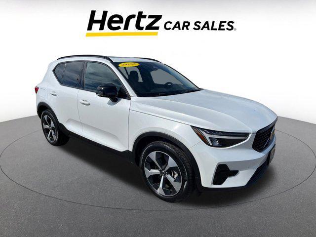 2024 Volvo XC40