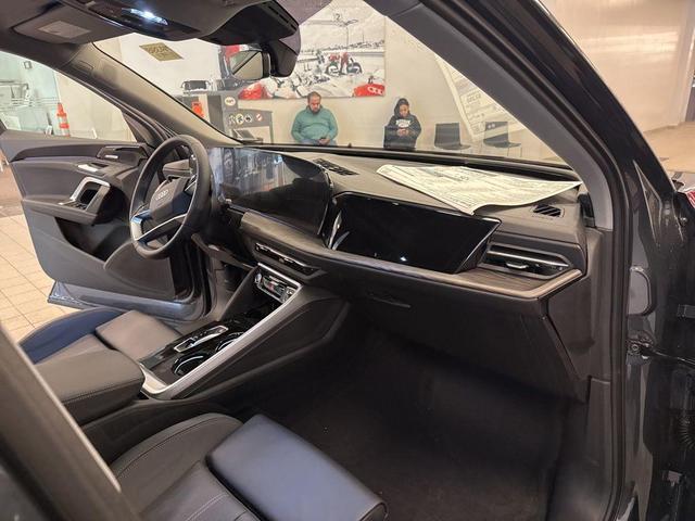 Photo of 2025 Tambora Gray Metallic Audi Q5