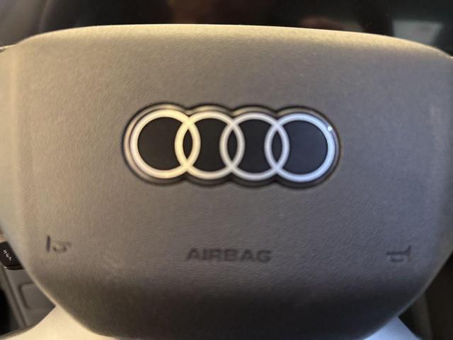 Photo of 2025 Tambora Gray Metallic Audi Q5