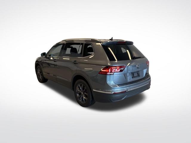 Photo of 2022 Platinum Gray Metallic Volkswagen Tiguan
