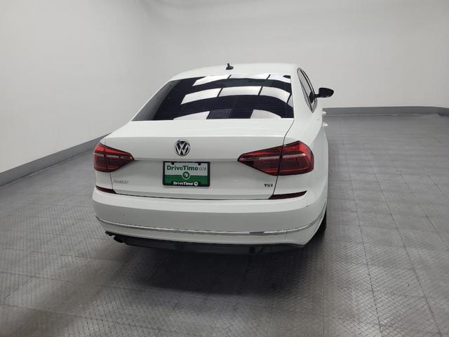 Photo of 2018 Pure White Volkswagen Passat