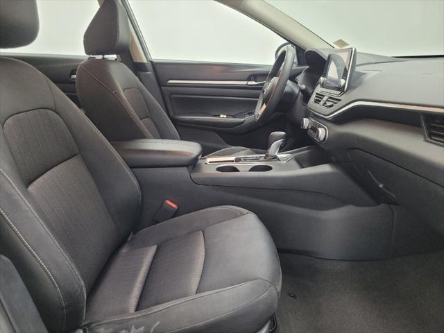 Photo of 2022 Brilliant Silver Metallic Nissan Altima
