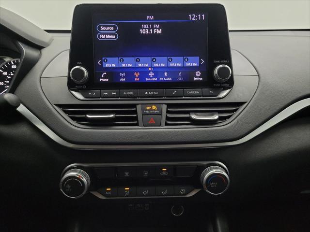 Photo of 2022 Brilliant Silver Metallic Nissan Altima