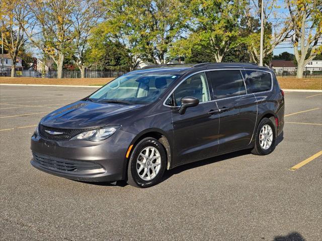 2020 Chrysler Voyager