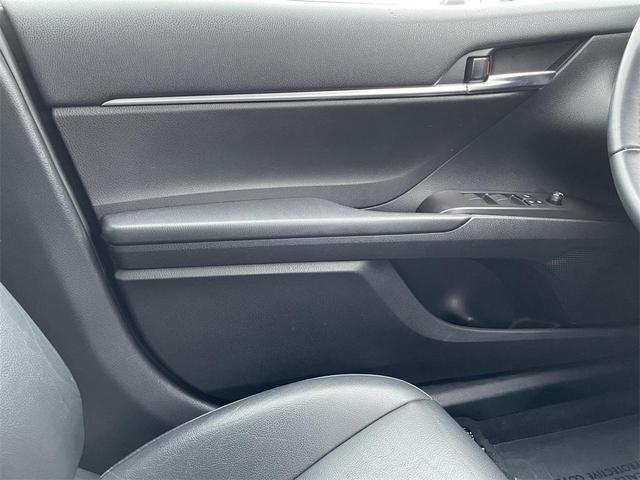 Photo of 2022 Silver Toyota Camry