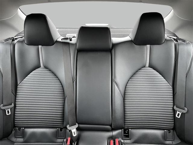 Photo of 2022 Silver Toyota Camry
