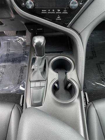 Photo of 2022 Silver Toyota Camry