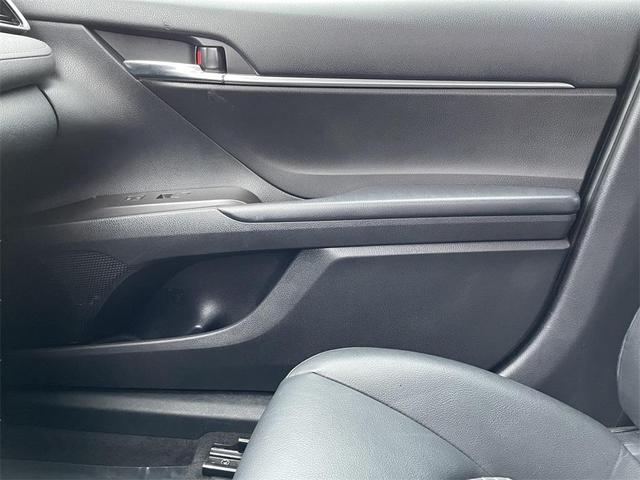Photo of 2022 Silver Toyota Camry