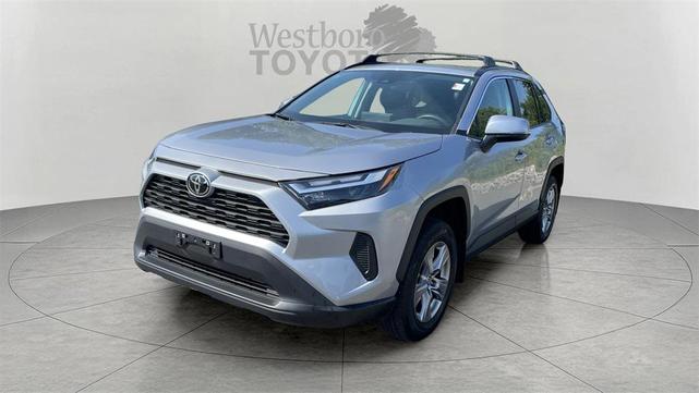 Photo of 2022 Silver Toyota RAV4