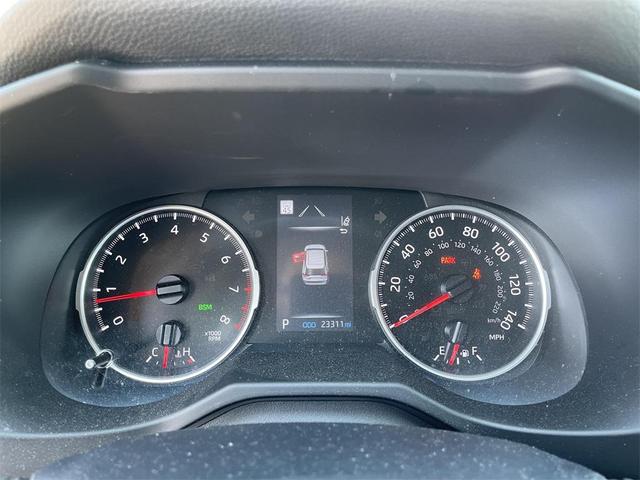 Photo of 2022 Silver Toyota RAV4