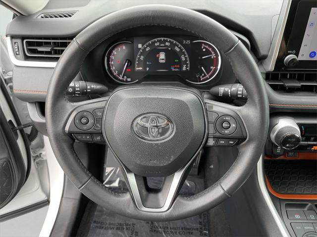 Photo of 2024 Ice Cap Toyota RAV4