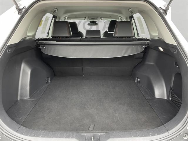 Photo of 2024 Ice Cap Toyota RAV4