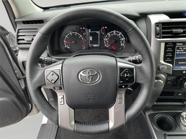 Photo of 2024 Classic Silver Metallic Toyota 4Runner