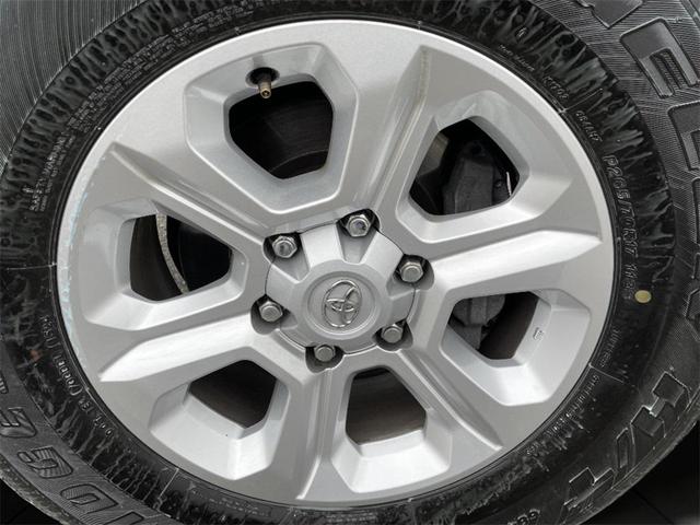 Photo of 2024 Classic Silver Metallic Toyota 4Runner