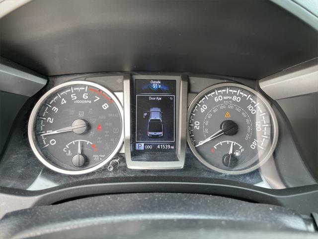 Photo of 2022 Black Toyota Tacoma