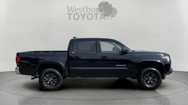 Photo of 2022 Black Toyota Tacoma