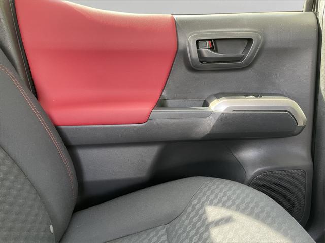 Photo of 2022 Black Toyota Tacoma