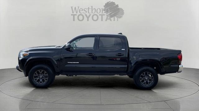Photo of 2022 Black Toyota Tacoma