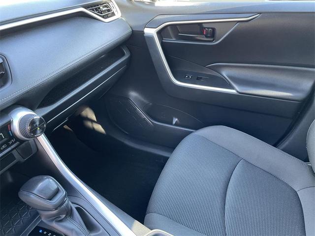 Photo of 2024 Magnetic Gray Metallic Toyota RAV4 Hybrid