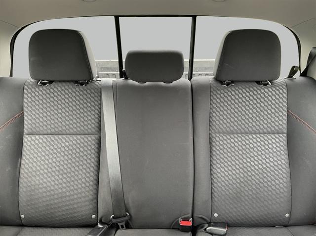 Photo of 2022 White Toyota Tacoma