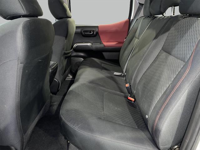 Photo of 2022 White Toyota Tacoma
