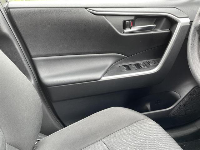 Photo of 2023 Gray Toyota RAV4 Hybrid