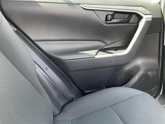 Photo of 2020 Silver Toyota RAV4