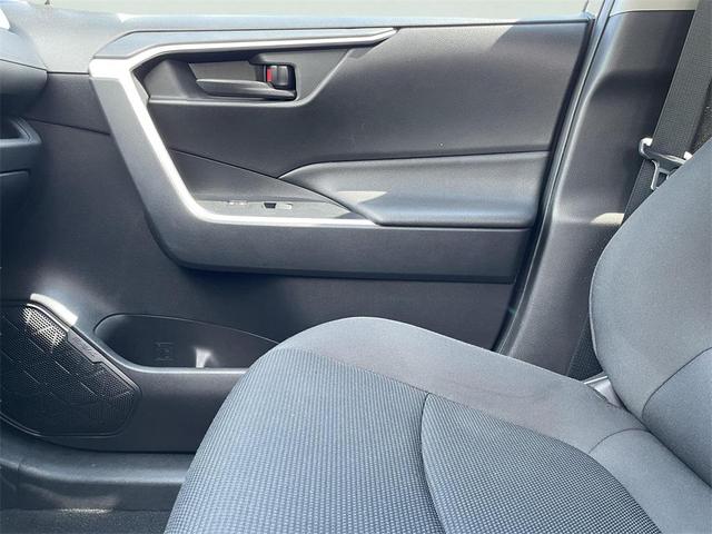 Photo of 2020 Silver Toyota RAV4