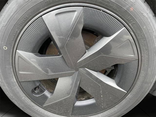 Photo of 2024 Black Toyota Prius