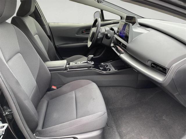 Photo of 2024 Black Toyota Prius