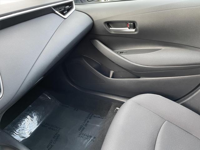 Photo of 2021 Silver Toyota Corolla