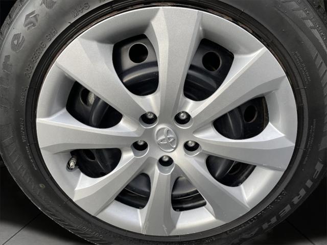 Photo of 2021 Silver Toyota Corolla