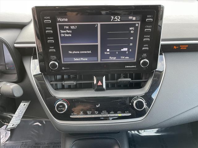 Photo of 2021 Silver Toyota Corolla