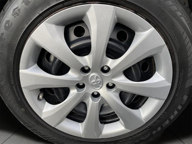 Photo of 2021 Silver Toyota Corolla