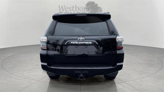 Photo of 2024 Midnight Black Metallic Toyota 4Runner