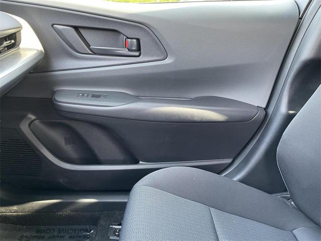Photo of 2024 Blue Toyota Prius