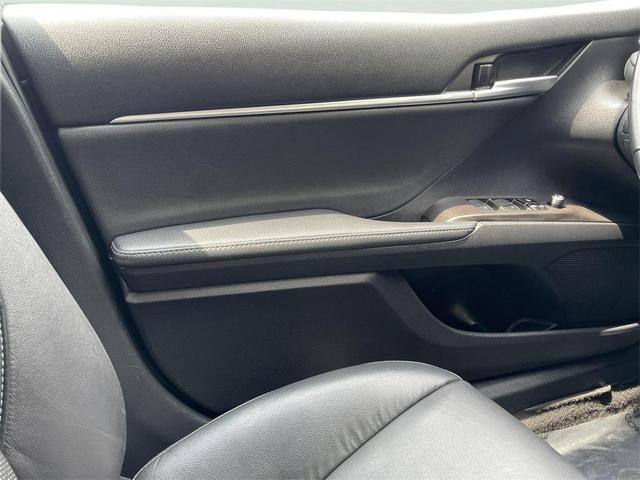 Photo of 2023 Predawn Gray Mica Toyota Camry